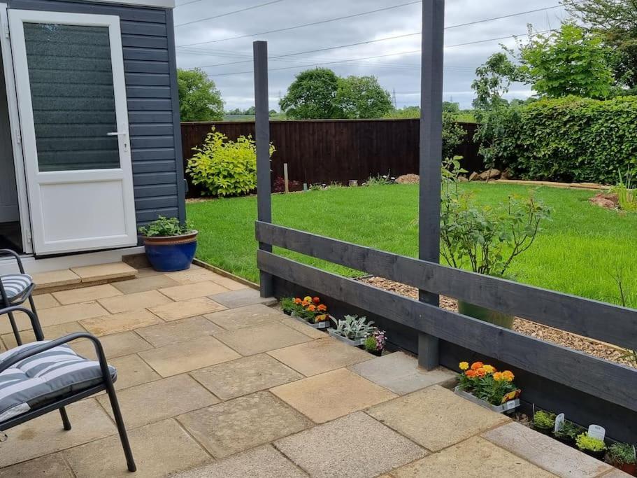 Apartamento The Snuggery Broadclyst Exeter Exterior foto
